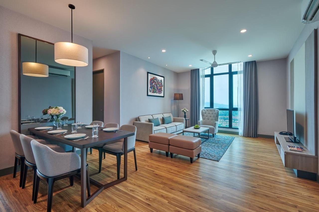 Mercure Living Putrajaya Eksteriør bilde A typical living room of a serviced apartment in Kuala Lumpur, Malaysia.