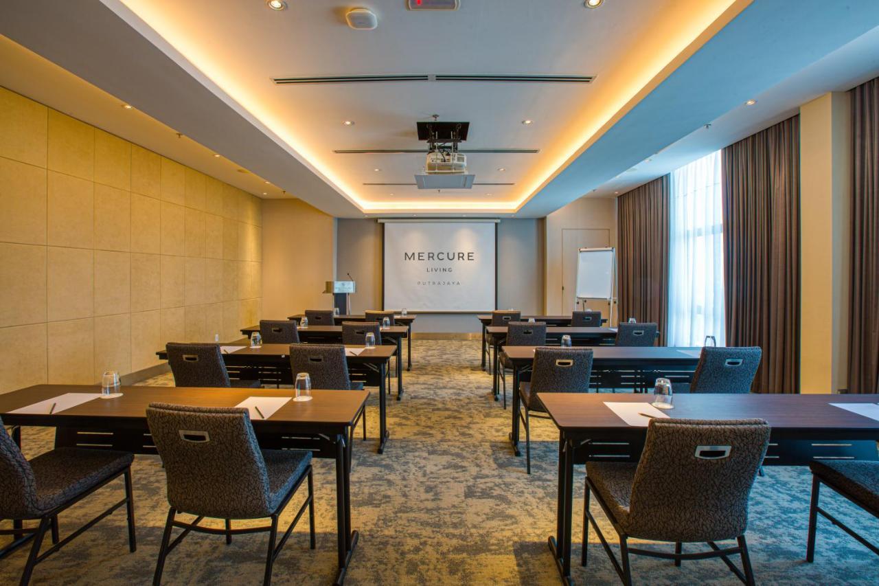 Mercure Living Putrajaya Eksteriør bilde Meeting room at Mercure Singapore