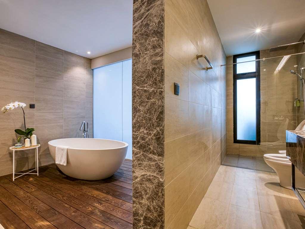 Mercure Living Putrajaya Eksteriør bilde Bathroom
